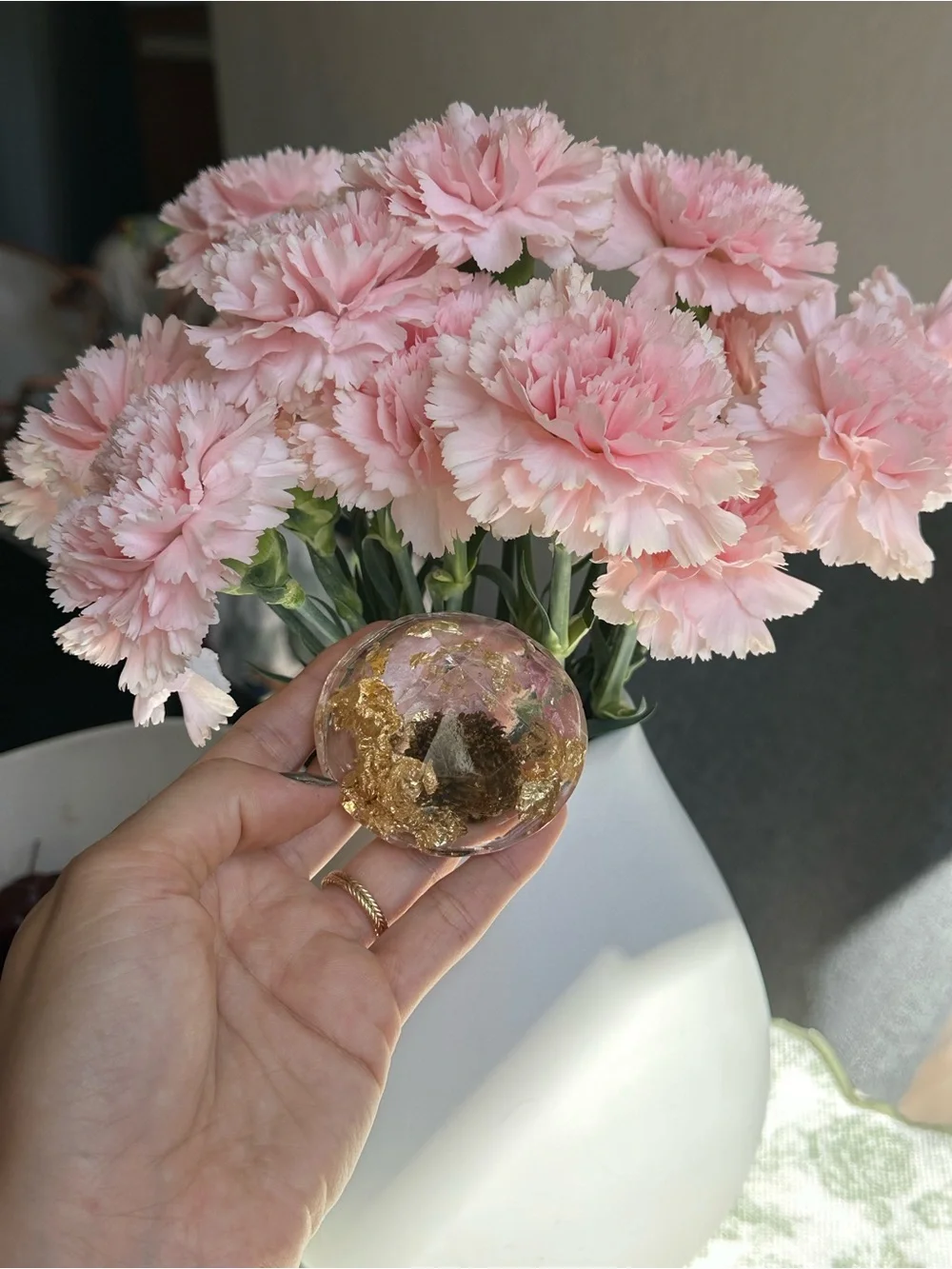 N/A gold flecked